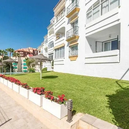 Casablanca 1 Con Jardin Privado شقة فوينخيرولا