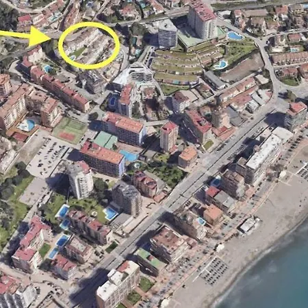 Casablanca 1 Con Jardin Privado * فوينخيرولا